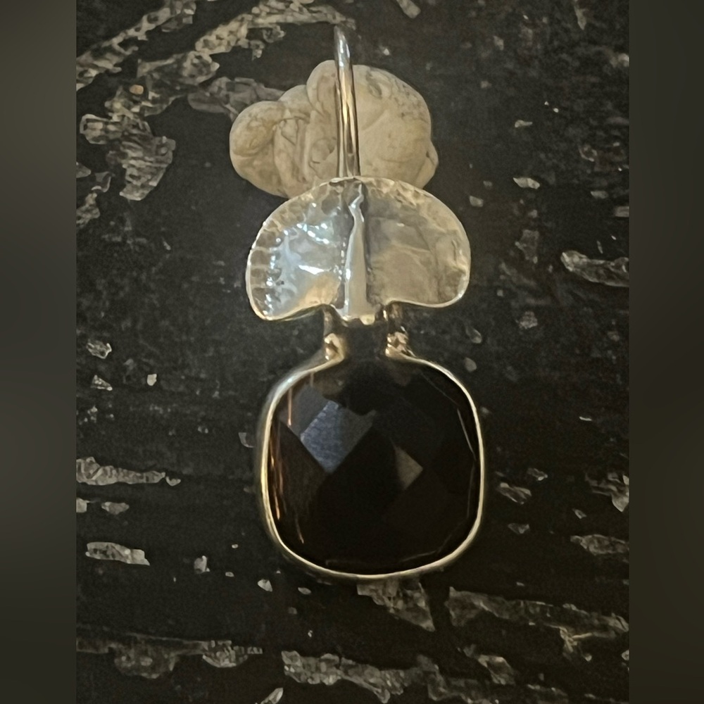 SINGLE EARRING ONLY: Silpada Smoky
Quartz Earring. - Picture 3 of 6